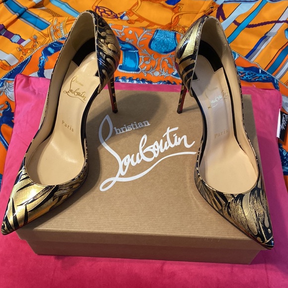 Christian Louboutin 37 IRIZA 100 Pat Lame Hibiscus Black & Gold High Heels - Picture 1 of 10